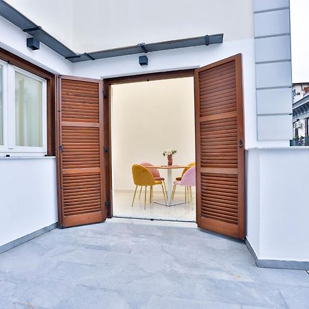 Hotiday Room Collection - Napoli Sant'Arcangelo מראה חיצוני תמונה