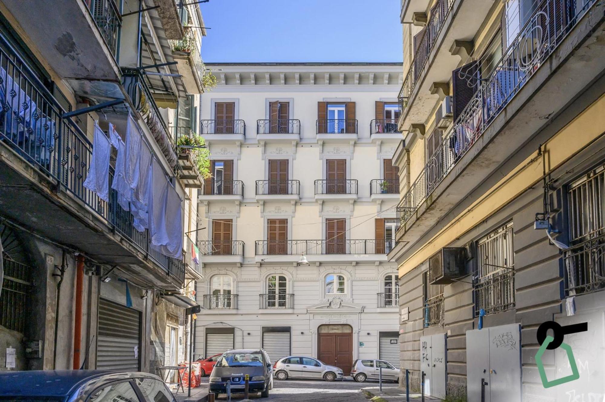 Hotiday Room Collection - Napoli Sant'Arcangelo מראה חיצוני תמונה