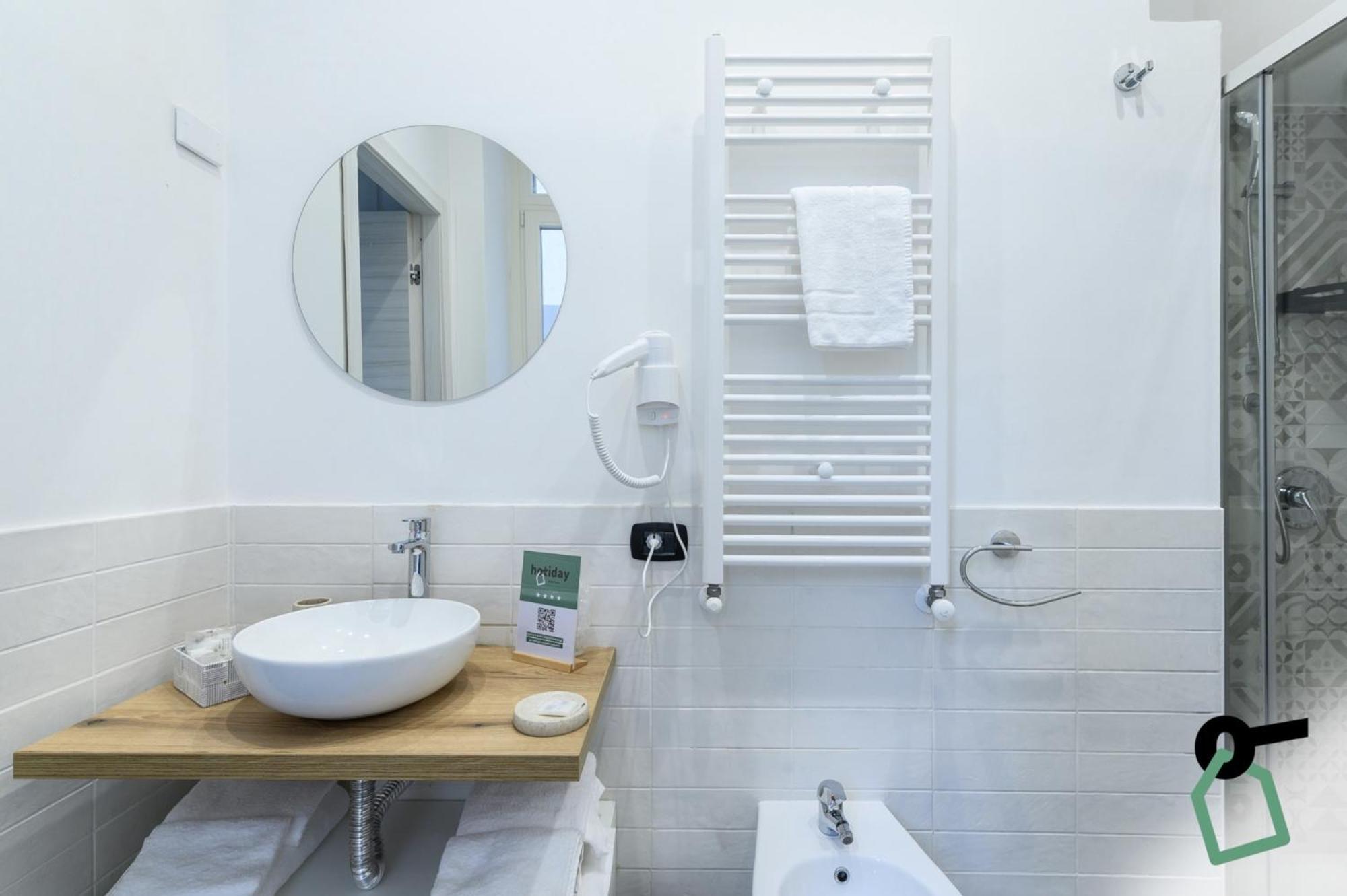Hotiday Room Collection - Napoli Sant'Arcangelo מראה חיצוני תמונה