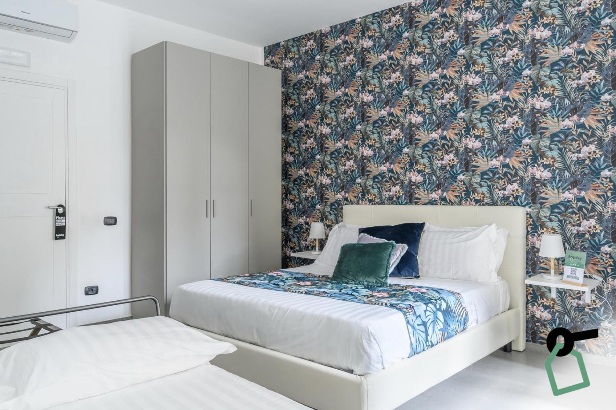 Hotiday Room Collection - Napoli Sant'Arcangelo מראה חיצוני תמונה