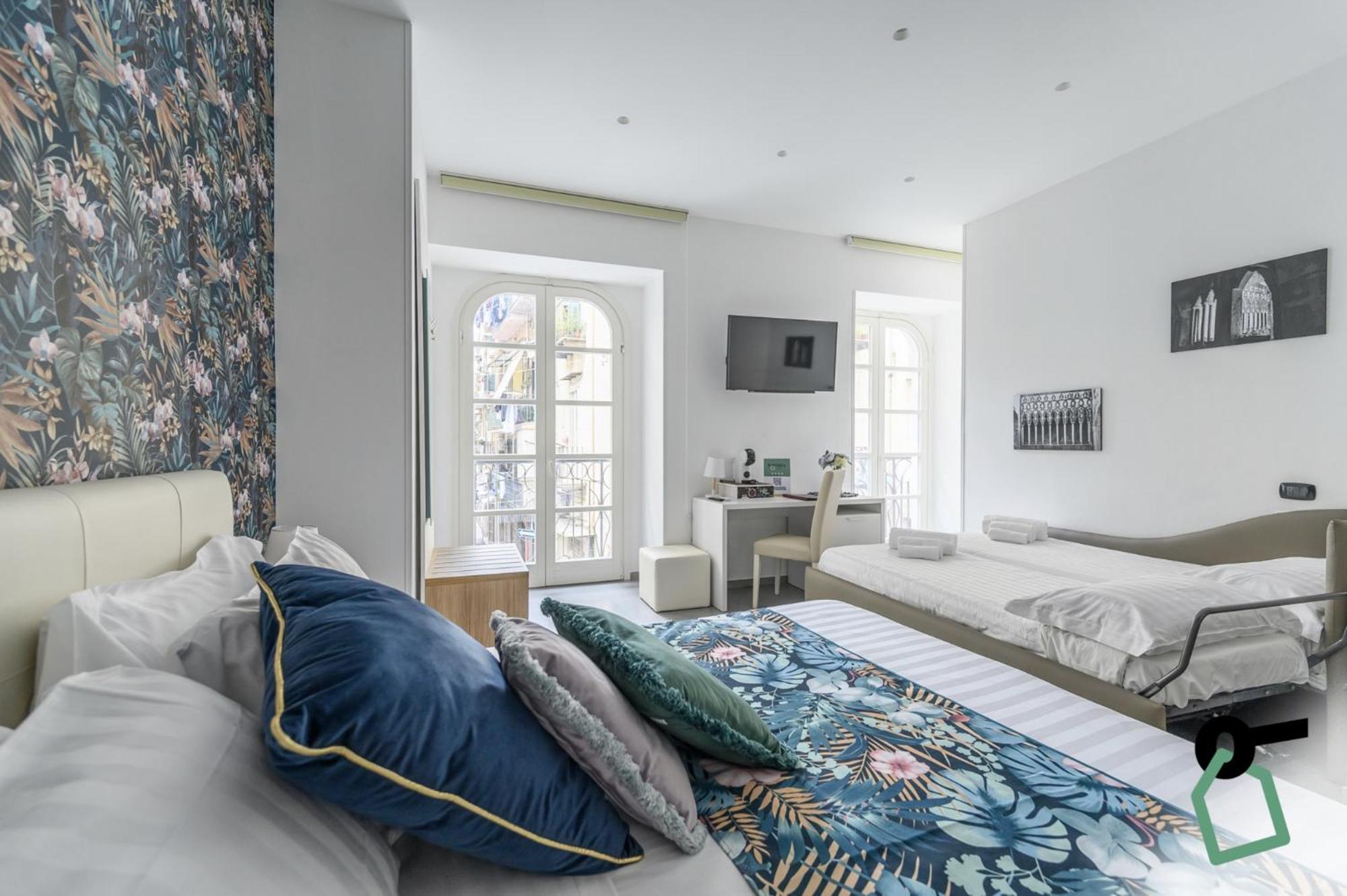 Hotiday Room Collection - Napoli Sant'Arcangelo מראה חיצוני תמונה