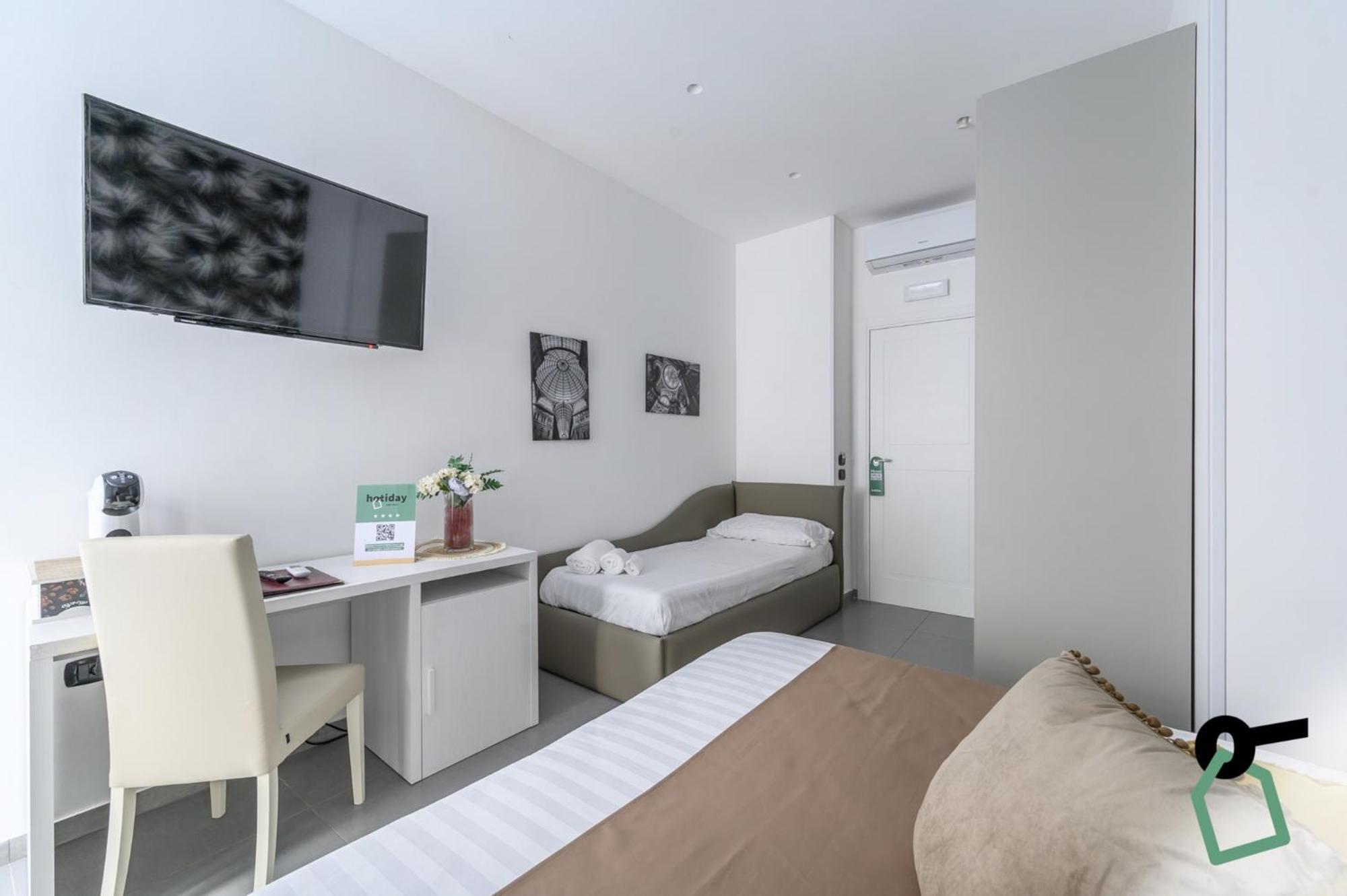 Hotiday Room Collection - Napoli Sant'Arcangelo מראה חיצוני תמונה