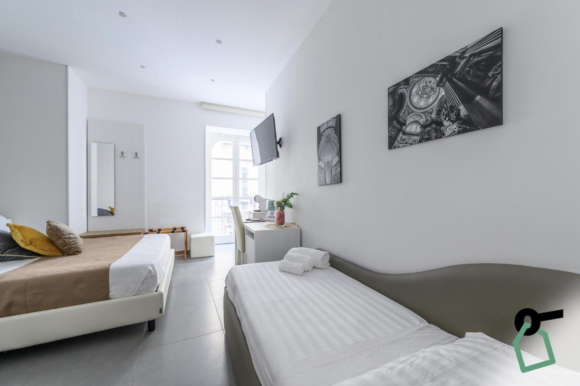 Hotiday Room Collection - Napoli Sant'Arcangelo מראה חיצוני תמונה