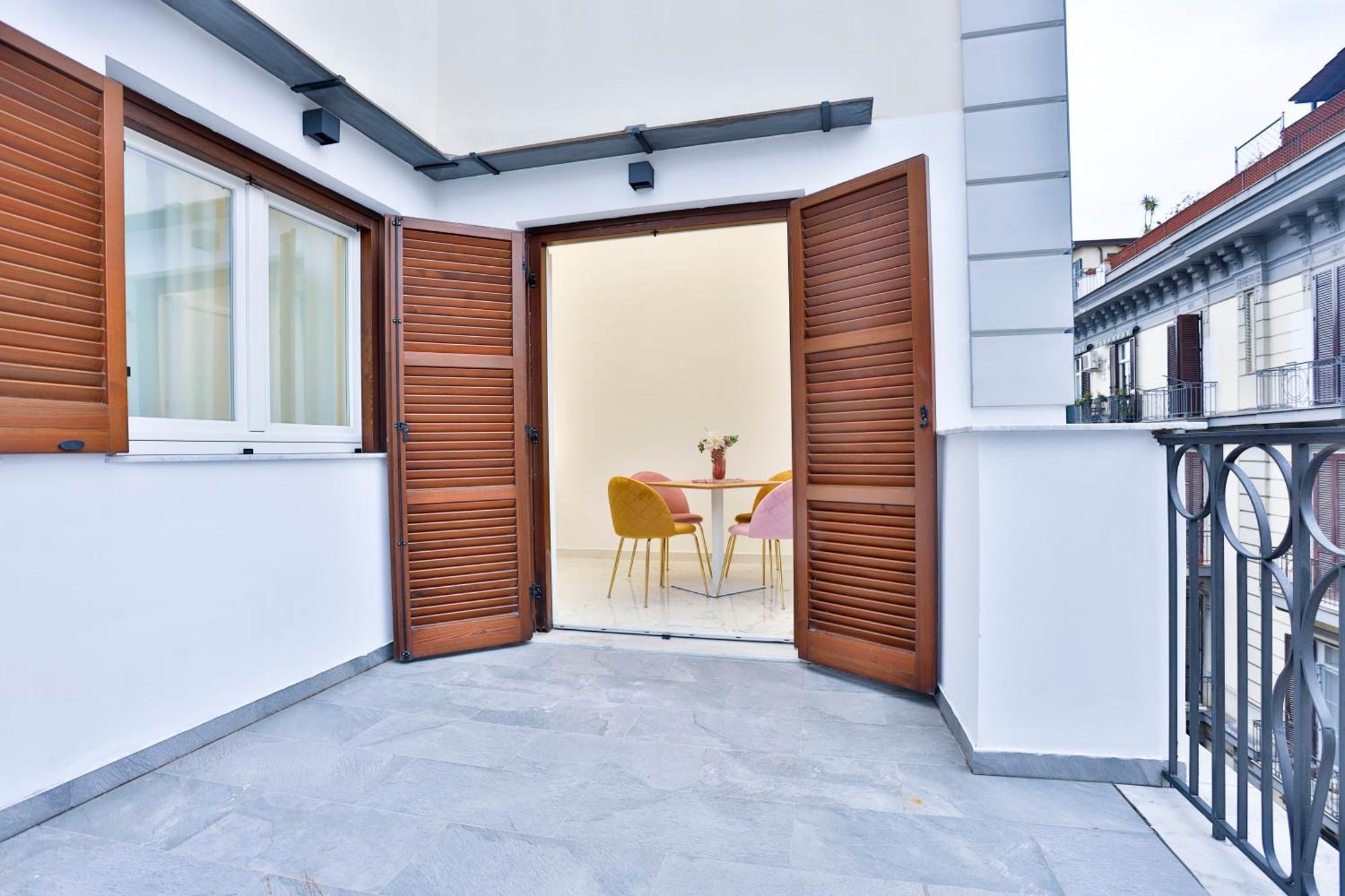 Hotiday Room Collection - Napoli Sant'Arcangelo מראה חיצוני תמונה